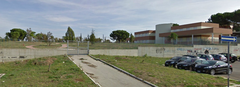 Esterno del centro civico di Via Amantea